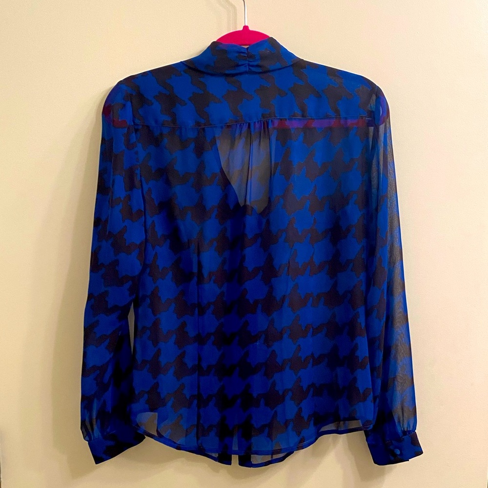 Tahari ASL Houndstooth Bow Blouse - Picture 2 of 3